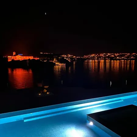 Hastinapura, Acceso Directo Al Mar *