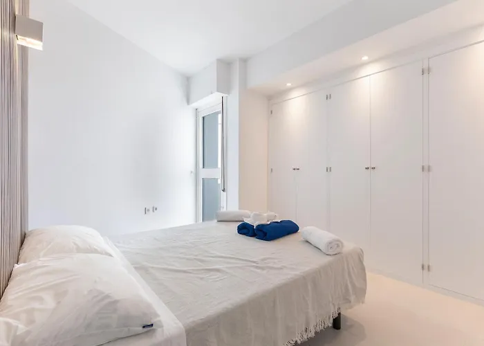 Villa Hastinapura, Acceso Directo Al Mar Es Castell (Menorca)