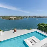 Hastinapura, Acceso Directo Al Mar Es Castell (Menorca)